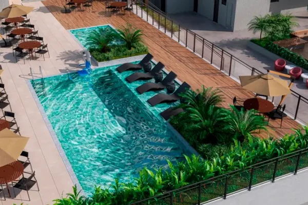 sensia-galleria-externa-piscina-diurna-062024.webp